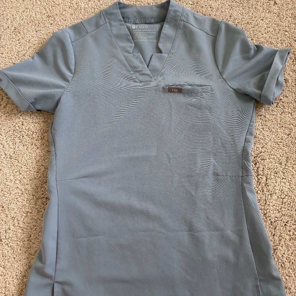 Figs Dusty Blue Scrub Top